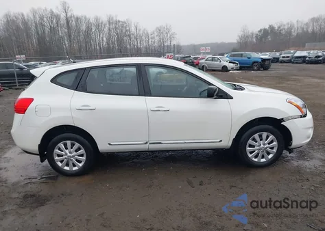 2013 Nissan Rogue S z USA, uszkodzony, nr VIN JN8AS5MV7DW109953